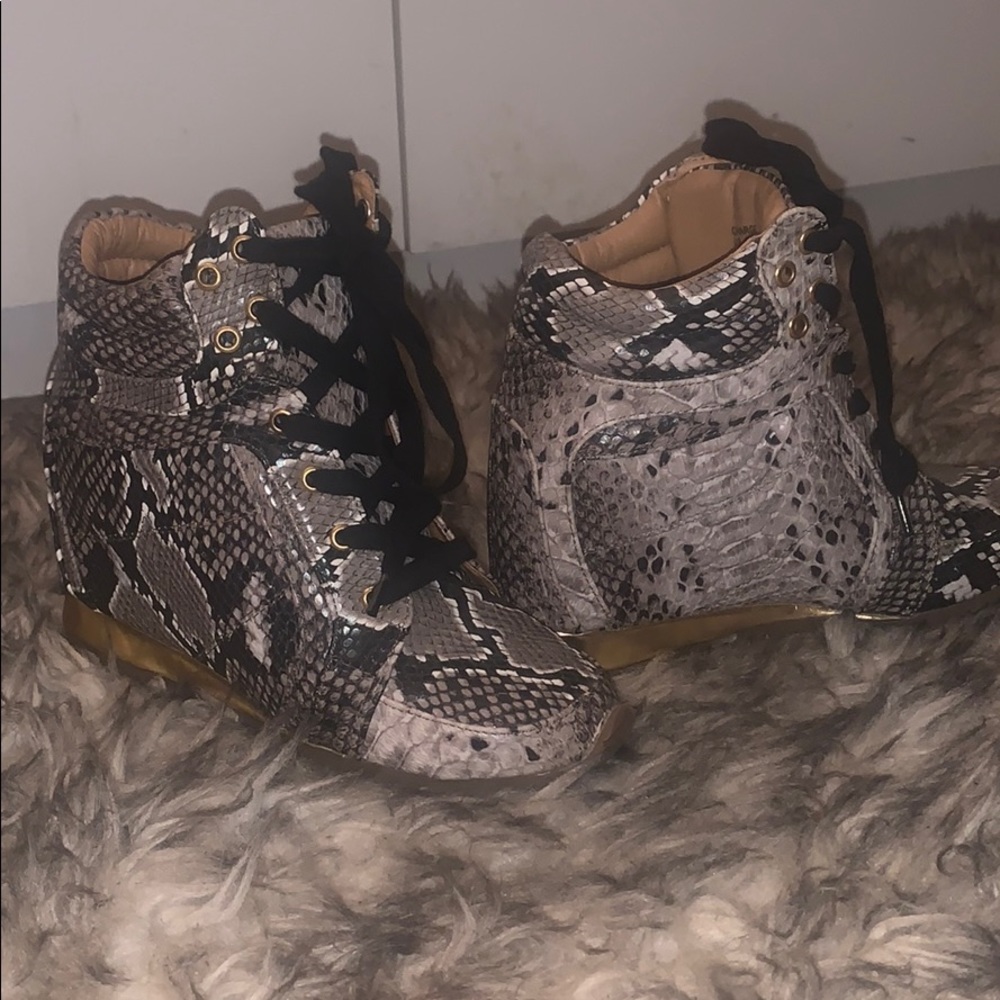 Women’s Snake Skin Wedge Sneaker